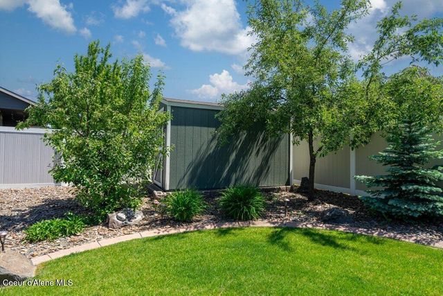 6670 W Buffalo Grass LN, Rathdrum, ID 83858
