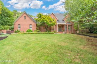 5325 Kesterbrooke Blvd, Knoxville, TN 37918