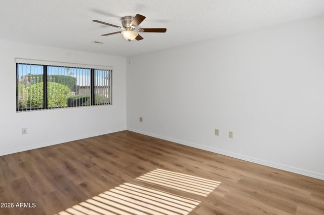 20402 N SONNET Drive, Sun City West, AZ 85375