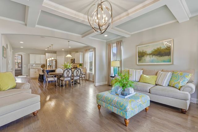 688 Fall Creek Cir, Goodlettsville, TN 37072