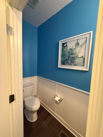 688 Fall Creek Cir, Goodlettsville, TN 37072