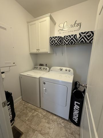 688 Fall Creek Cir, Goodlettsville, TN 37072