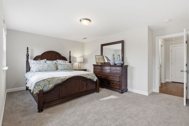 688 Fall Creek Cir, Goodlettsville, TN 37072