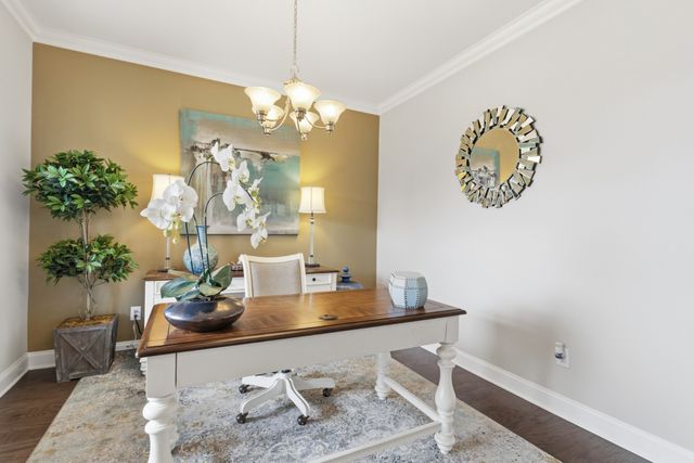 688 Fall Creek Cir, Goodlettsville, TN 37072