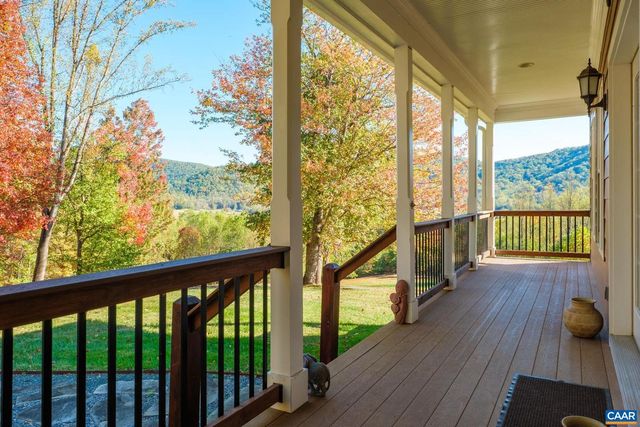 431 BEAR RUN RD, Stanardsville, VA 22973