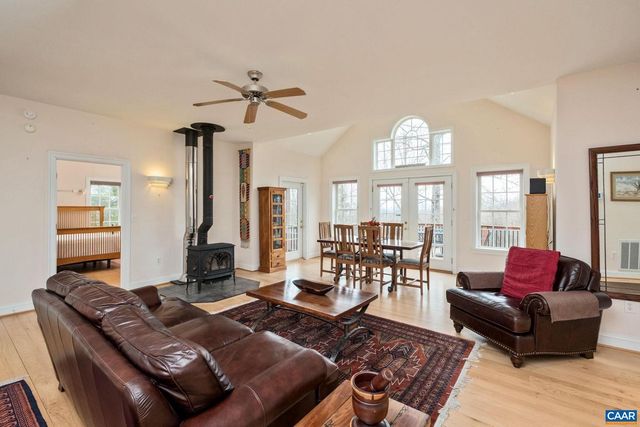 431 BEAR RUN RD, Stanardsville, VA 22973