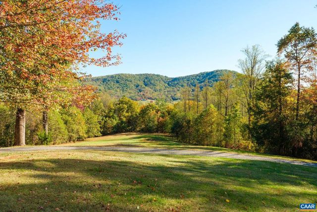 431 BEAR RUN RD, Stanardsville, VA 22973