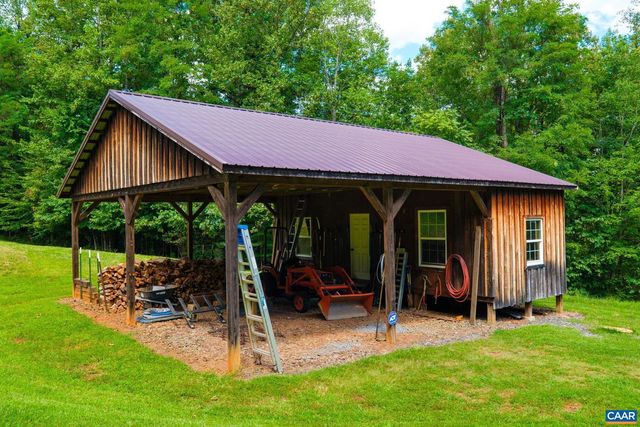 431 BEAR RUN RD, Stanardsville, VA 22973