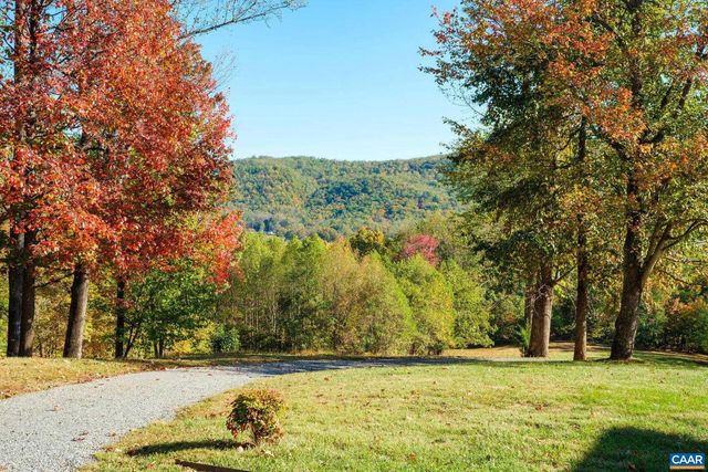 431 BEAR RUN RD, Stanardsville, VA 22973