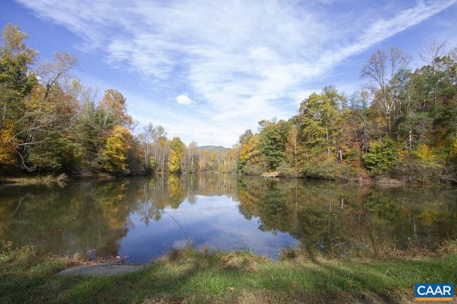 431 BEAR RUN RD, Stanardsville, VA 22973