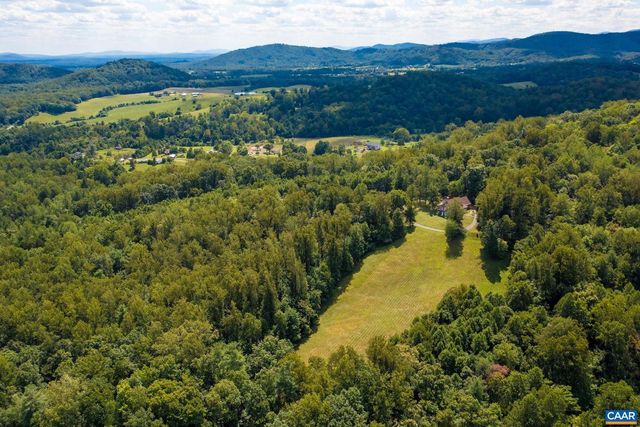 431 BEAR RUN RD, Stanardsville, VA 22973