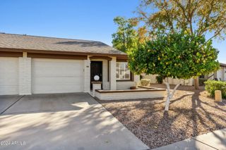 2064 S FARNSWORTH Drive 39, Mesa, AZ 85209