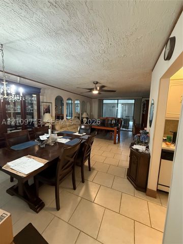 2811 Somerset Dr 117, Lauderdale Lakes, FL 33311
