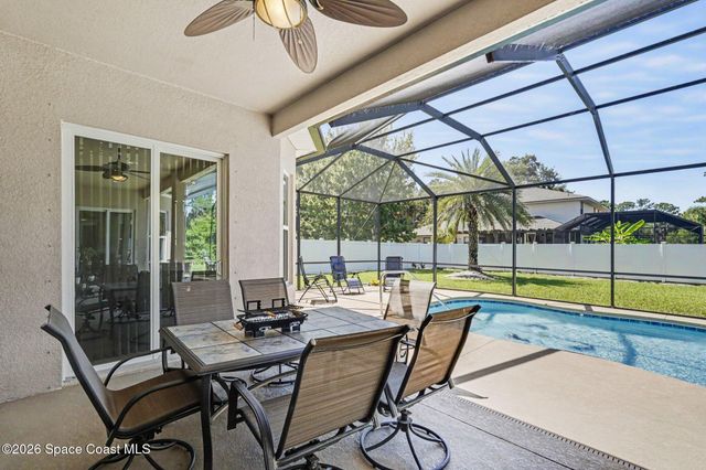 110 Via Catalano Court NE, Palm Bay, FL 32907