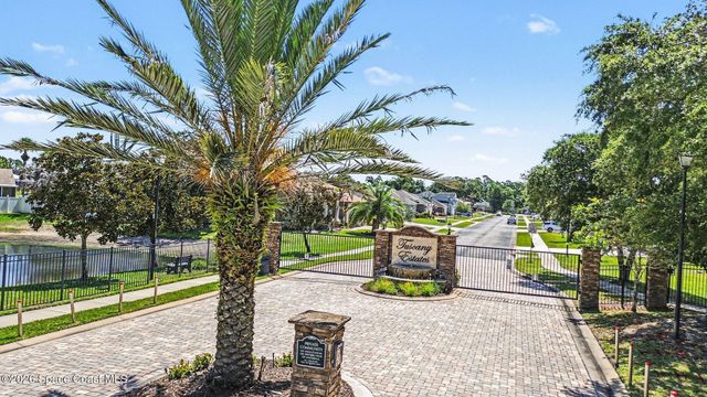 110 Via Catalano Court NE, Palm Bay, FL 32907