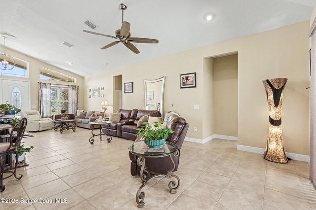110 Via Catalano Court NE, Palm Bay, FL 32907