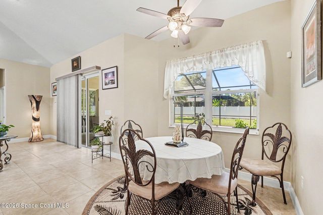 110 Via Catalano Court NE, Palm Bay, FL 32907