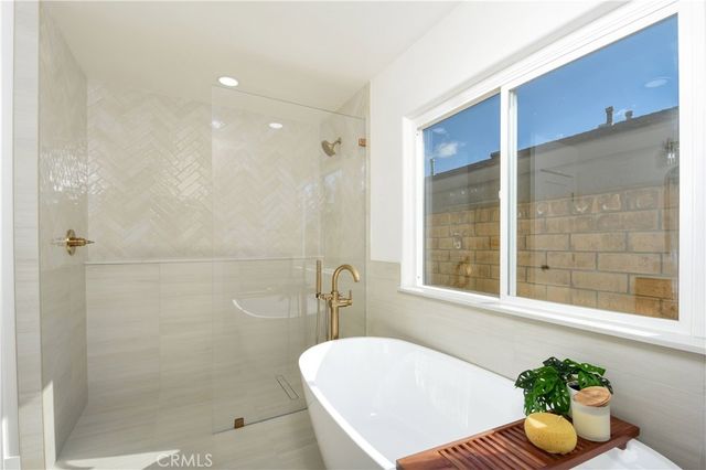 24041 Zancon, Mission Viejo, CA 92692