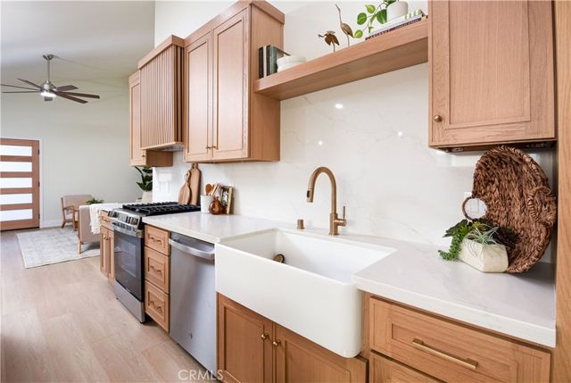 24041 Zancon, Mission Viejo, CA 92692