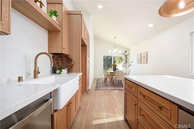 24041 Zancon, Mission Viejo, CA 92692