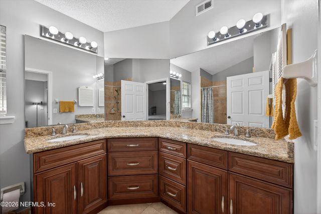 4398 CARRIAGE CROSSING Drive, Jacksonville, FL 32258
