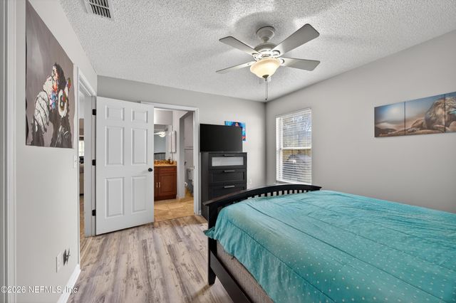 4398 CARRIAGE CROSSING Drive, Jacksonville, FL 32258