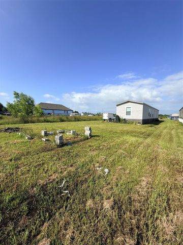 711 Road 5607, Cleveland, TX 77327