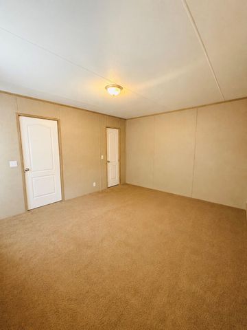 711 Road 5607, Cleveland, TX 77327