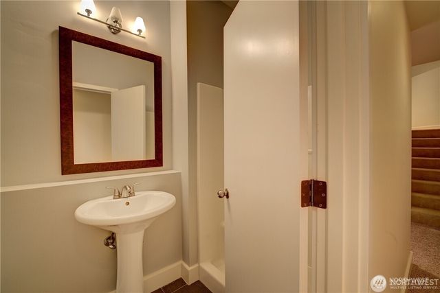 9425 110th Place NE, Kirkland, WA 98033