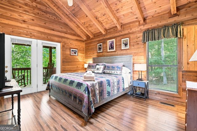 219 Nantahala Drive, Blue Ridge, GA 30513