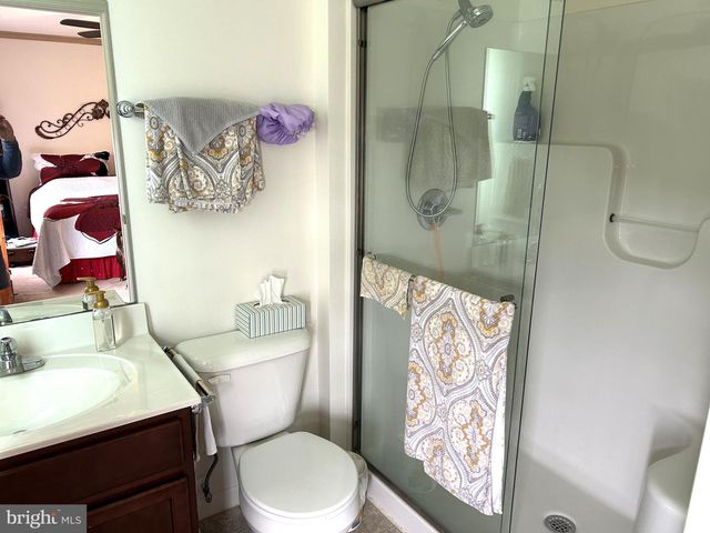 103 SADDLEBRED DR #139, Red Lion, PA 17356