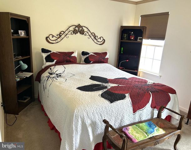 103 SADDLEBRED DR #139, Red Lion, PA 17356