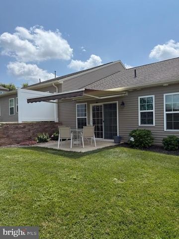 103 SADDLEBRED DR #139, Red Lion, PA 17356