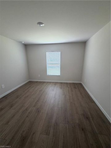 1106 NE 39th TER, Cape Coral, FL 33909