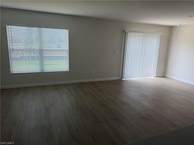 1106 NE 39th TER, Cape Coral, FL 33909