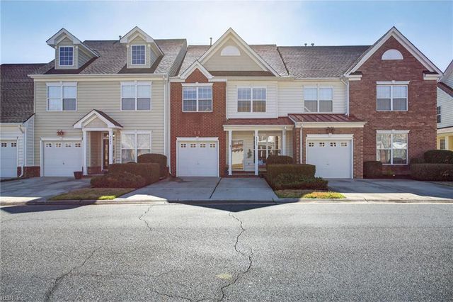 4553 Plumstead DR, Virginia Beach, VA 23462