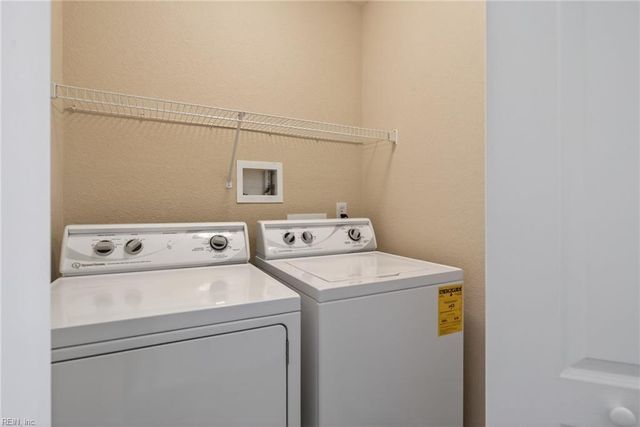 4553 Plumstead DR, Virginia Beach, VA 23462