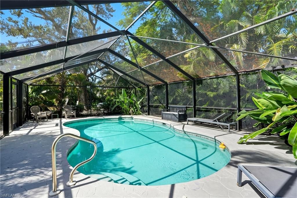 167 Coconut DR, FORT MYERS BEACH, FL 33931 — photo 2