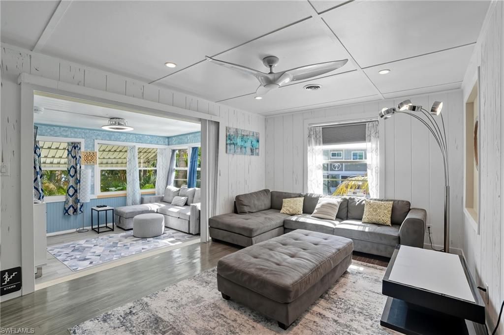 167 Coconut DR, FORT MYERS BEACH, FL 33931 — photo 4