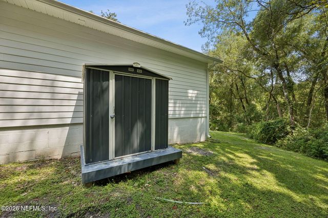 2695 PRIMROSE Circle, Middleburg, FL 32068