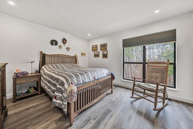 7122 Woods Crossing DR, Roanoke, VA 24018