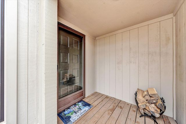 7122 Woods Crossing DR, Roanoke, VA 24018