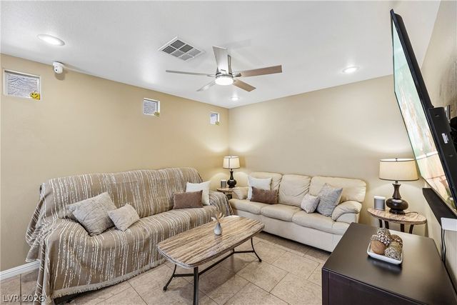 9957 Keephills Street, Las Vegas, NV 89183
