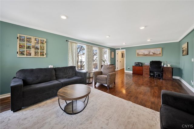 8580 State Route 34, Brutus, NY 13166