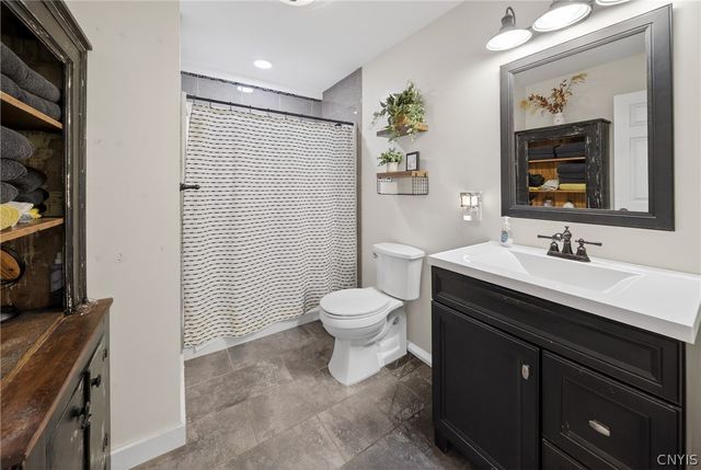 8580 State Route 34, Brutus, NY 13166