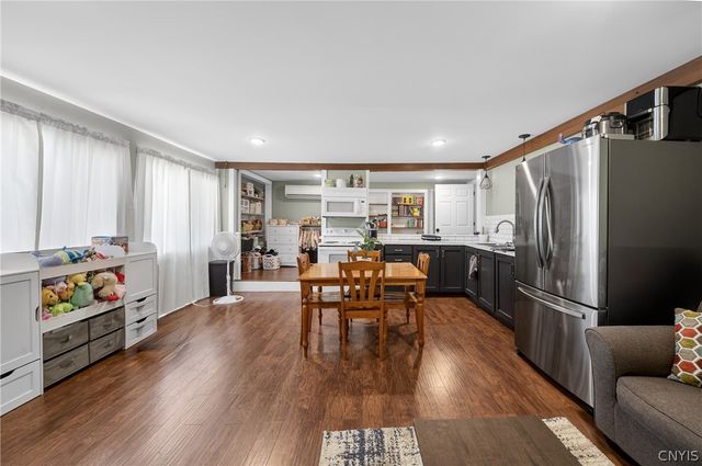 8580 State Route 34, Brutus, NY 13166