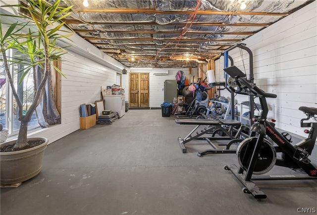 8580 State Route 34, Brutus, NY 13166