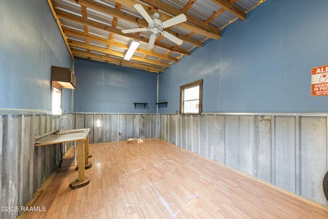 1404 S Marie Street, Rayne, LA 70578