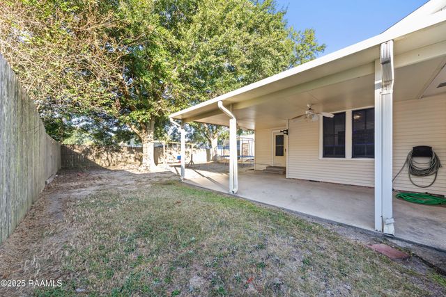 1404 S Marie Street, Rayne, LA 70578