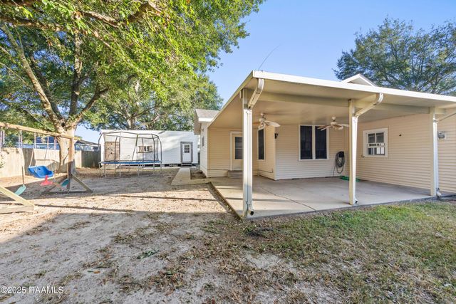 1404 S Marie Street, Rayne, LA 70578